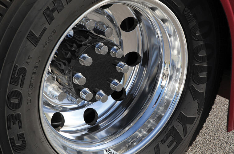 Flame Style Gloss Black Powder Coated Drive Axle Hubcover