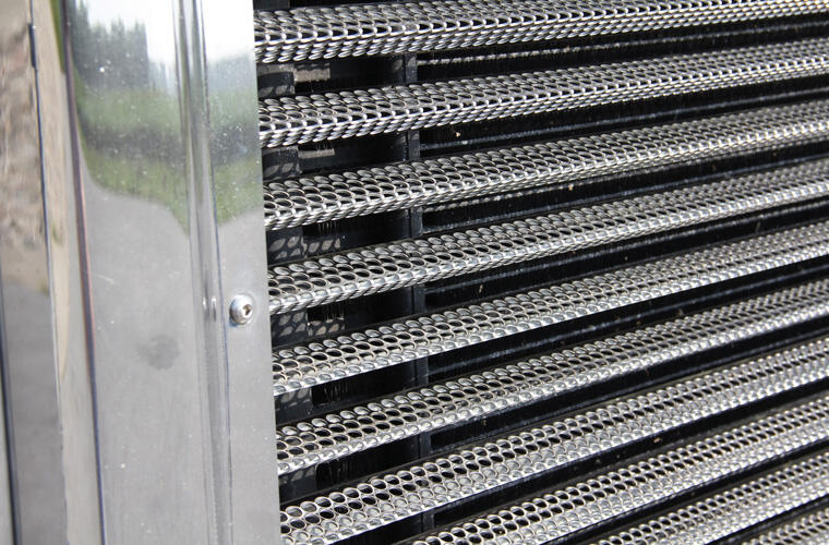 Python Grille Insert with 24 Horizontal Bars with 1/4