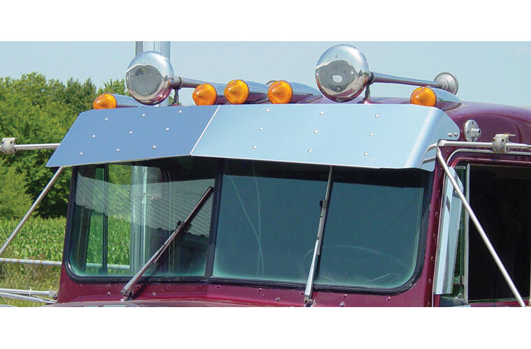 Monster Drop Bow-Tie Visor for 900A (1975 and newer)